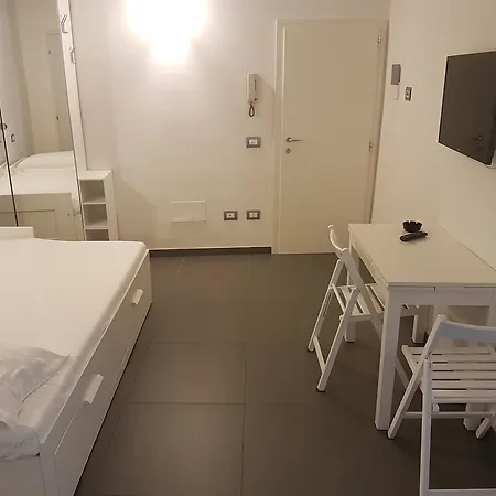 La Pomposa Dei Ducali Appartement